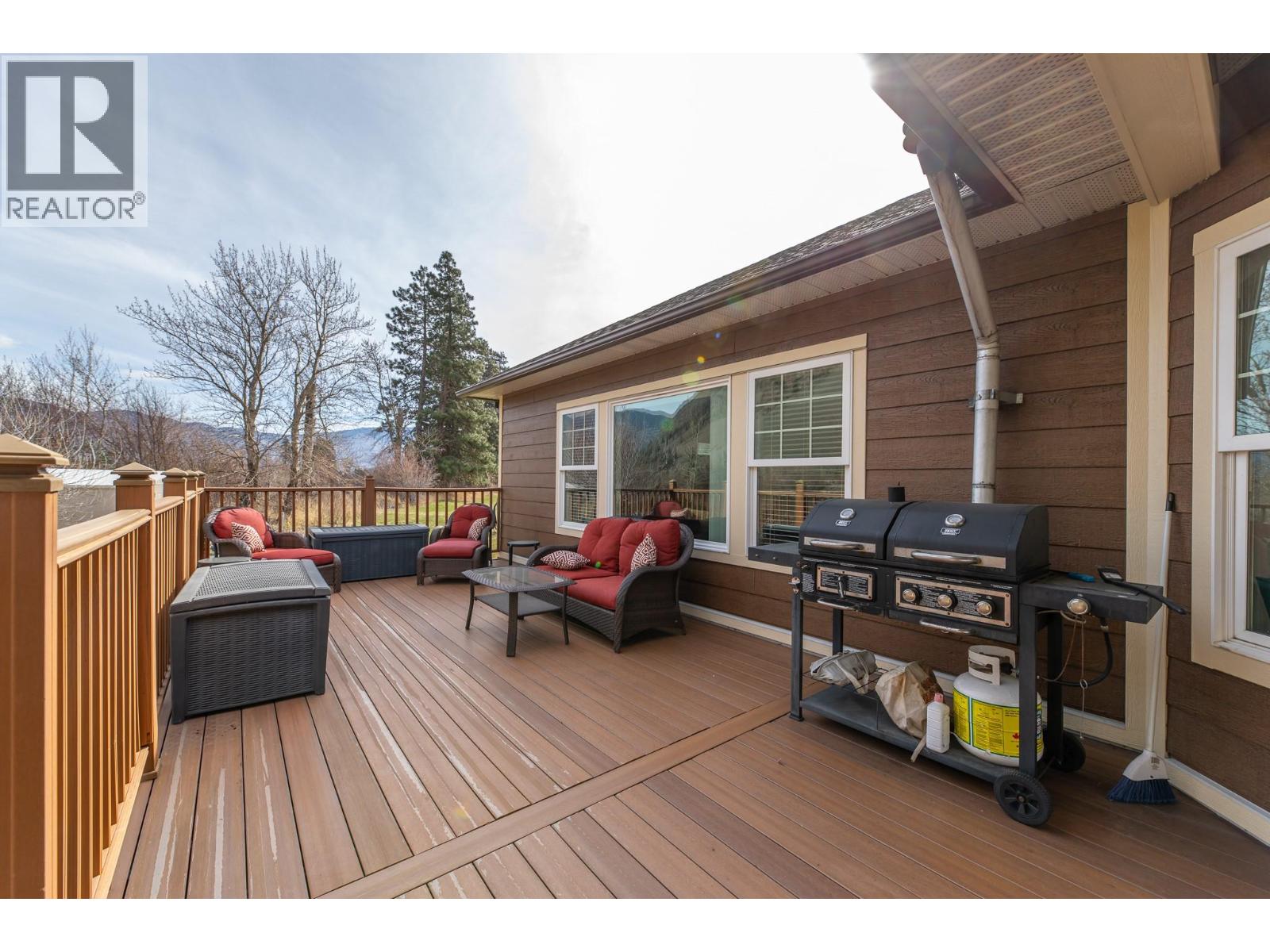 3210 / 3208 Cory Road, Keremeos