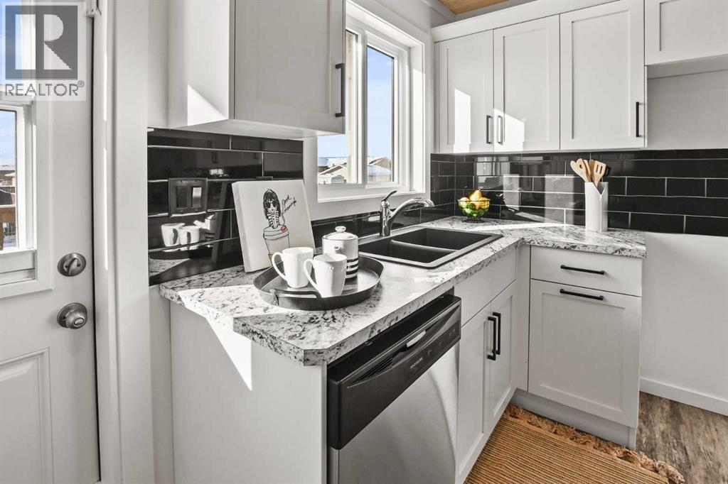 6 Metcalf Way, Lacombe