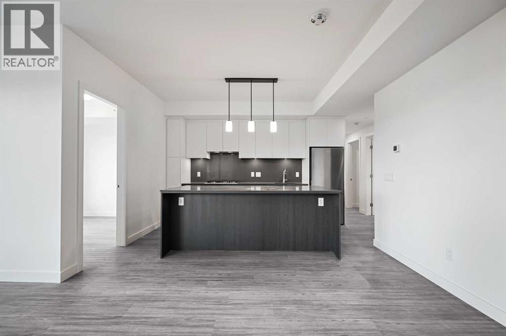 Single Family House for Sale in    Avenue SW Eau Claire Calgary 