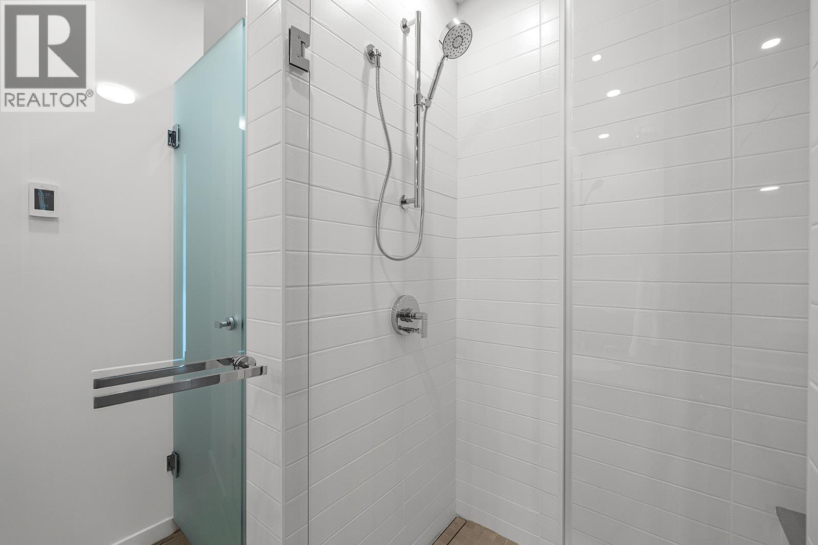 509 3409 Lakeshore Road, Kelowna