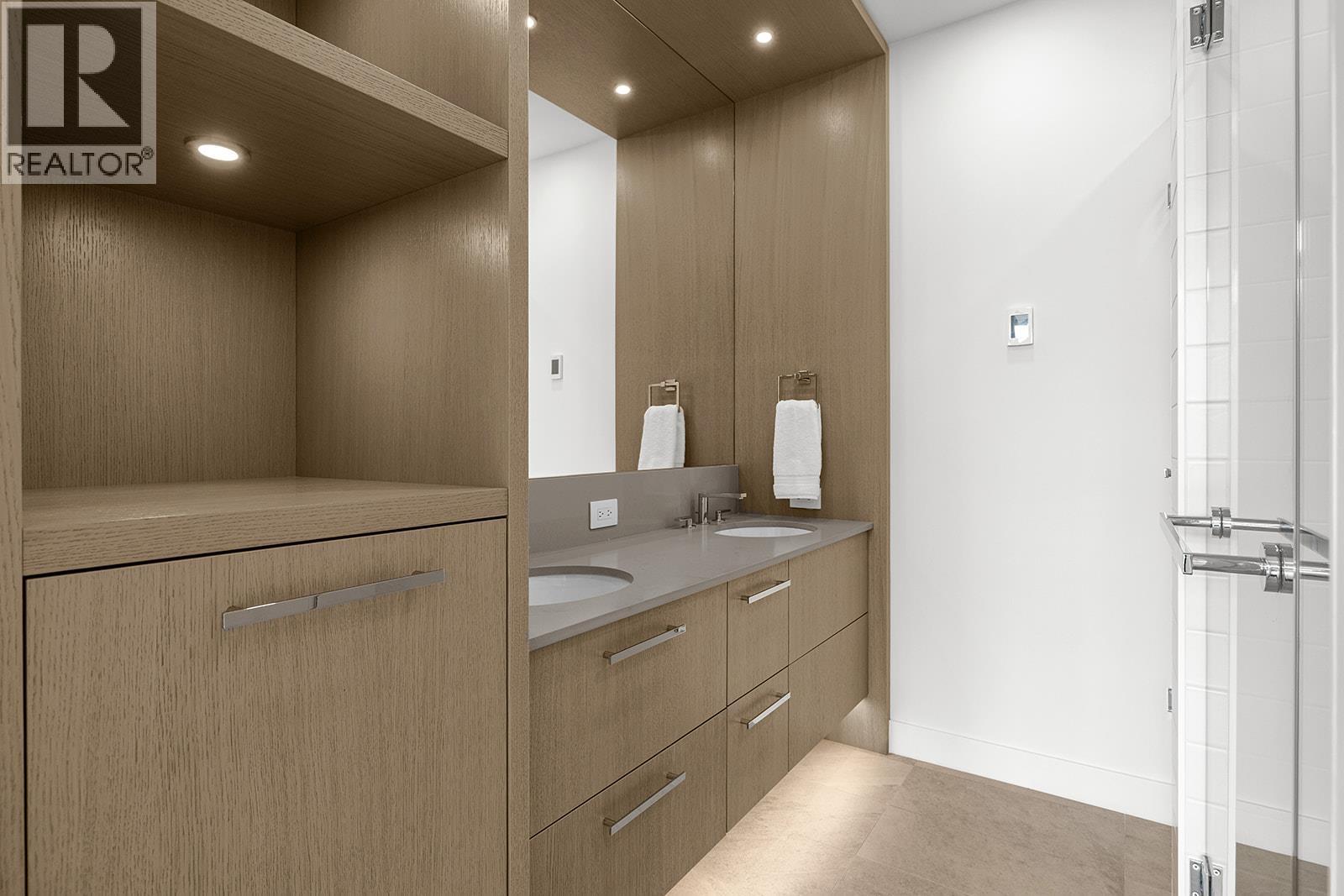 509 3409 Lakeshore Road, Kelowna