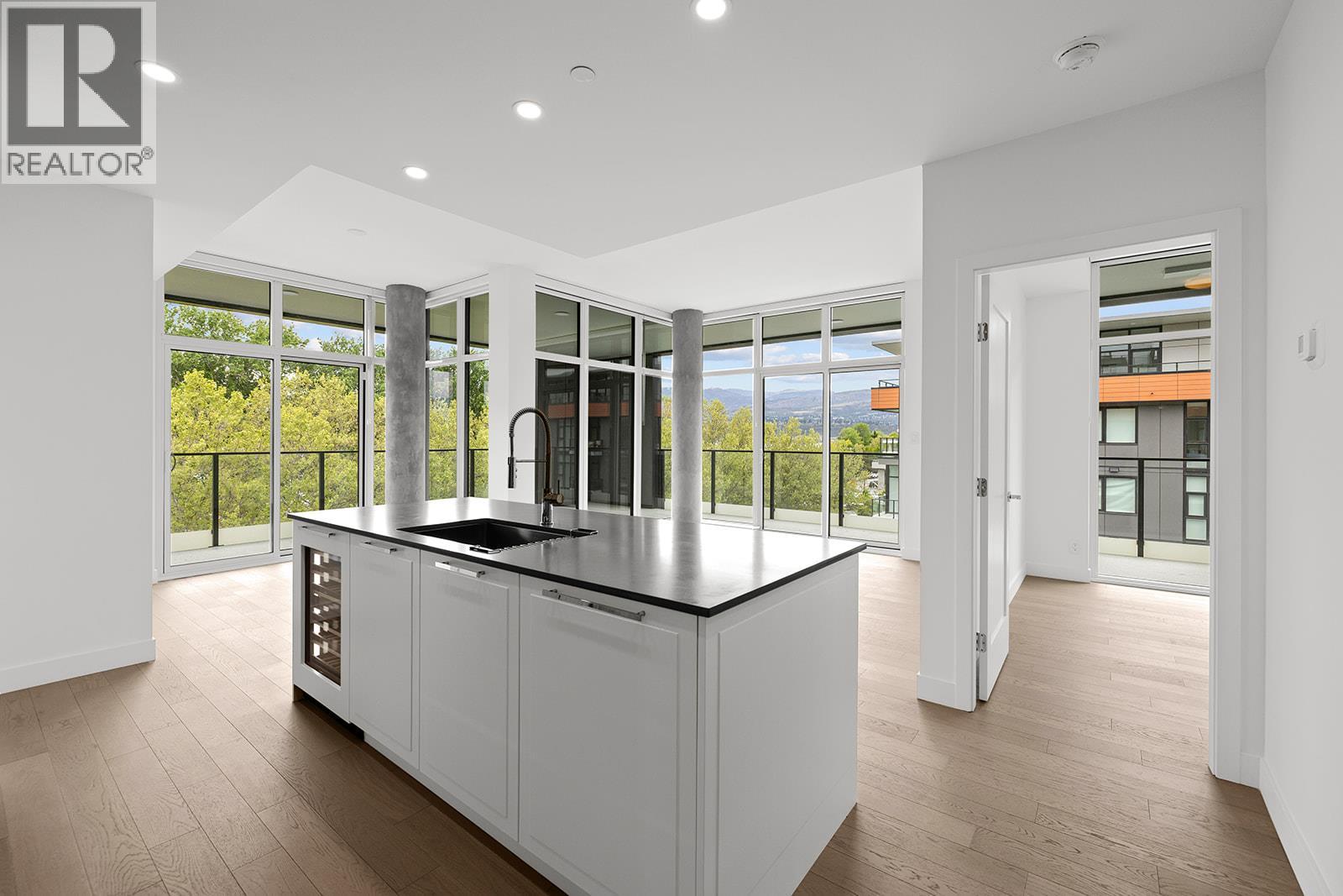 509 3409 Lakeshore Road, Kelowna