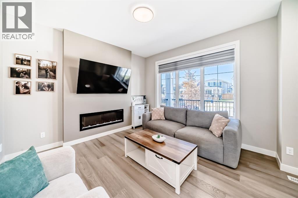 386 Sundown Road, Cochrane