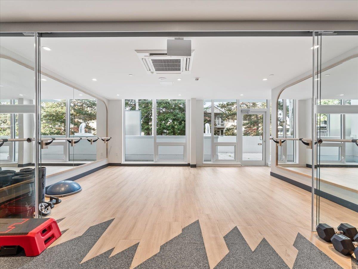 705 1342 JOHNSTON ROAD, White Rock