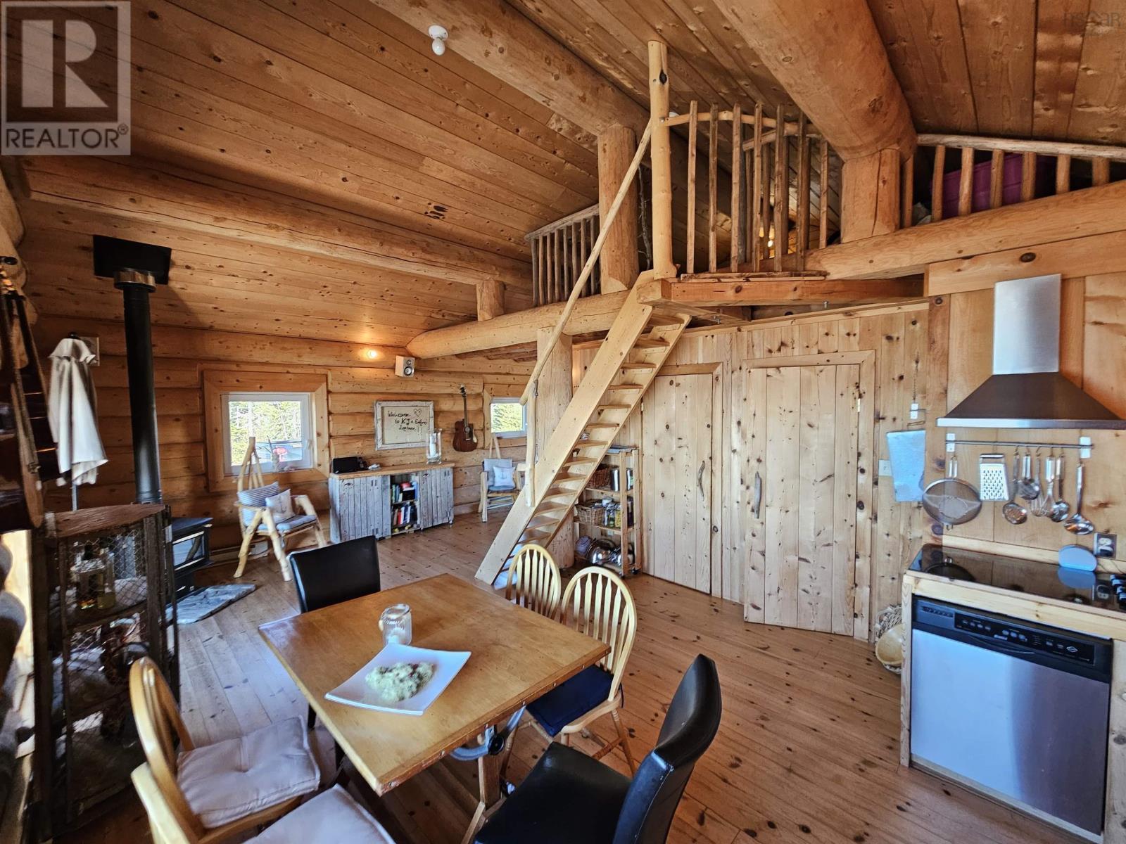 Property 14 of 45 of 2576 East Sable Road