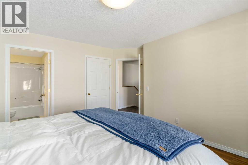 Single Family House for Sale in  Hidden Creek Gardens NW Hidden Valley Calgary 