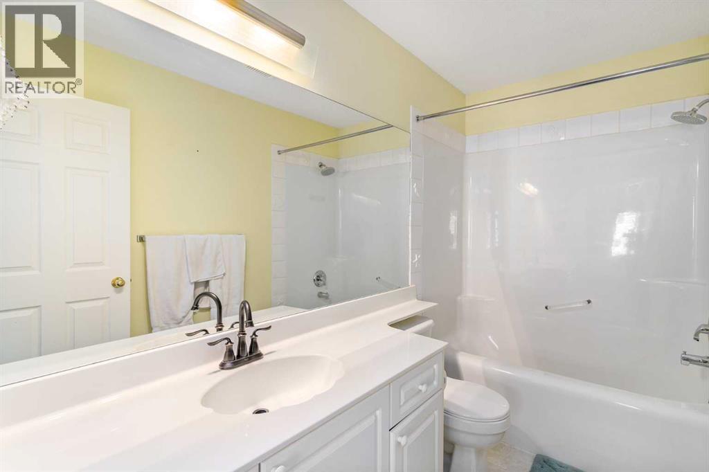 Single Family House for Sale in  Hidden Creek Gardens NW Hidden Valley Calgary 