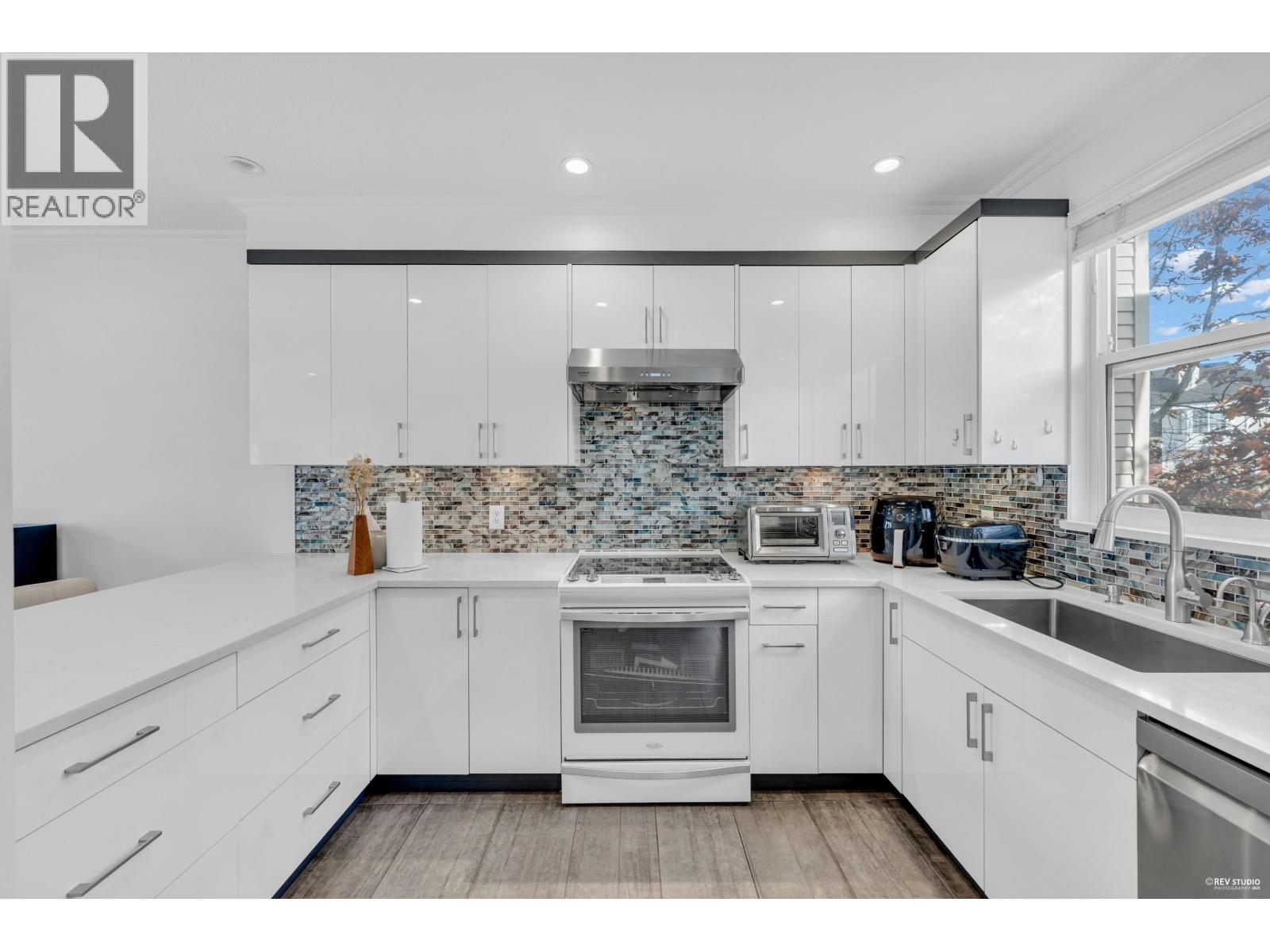 #11-12331 MCNEELY Drive, Richmond