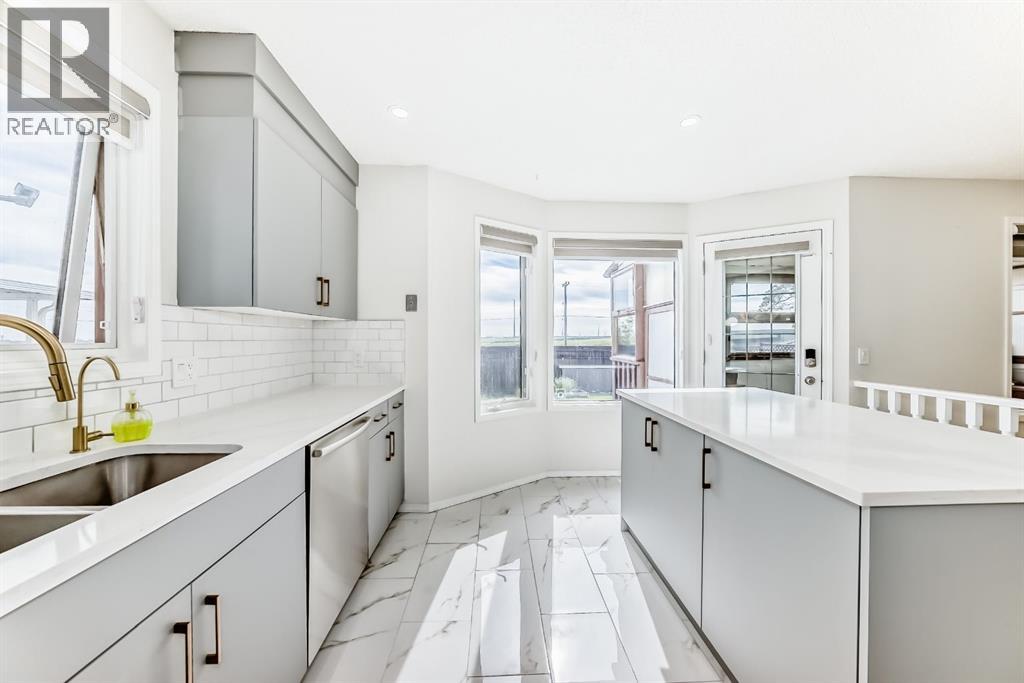 Single Family House for Sale in  Del Ray Road Monterey Park Calgary 