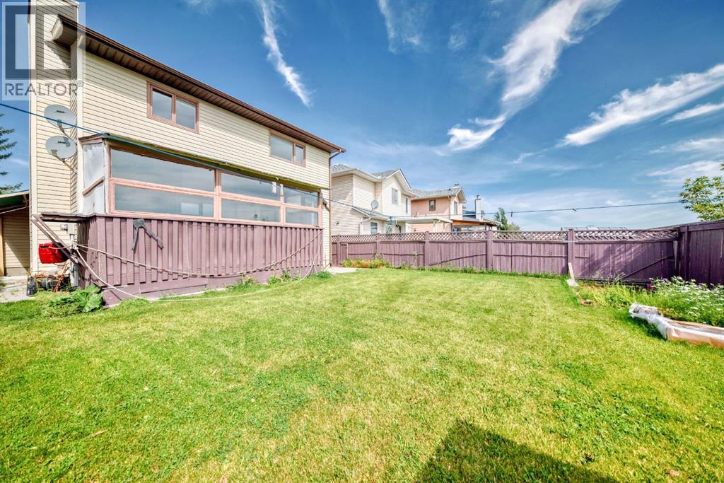 Single Family House for Sale in  Del Ray Road Monterey Park Calgary 