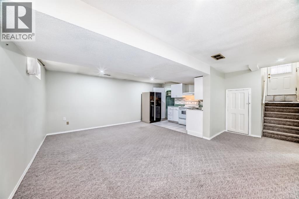 Single Family House for Sale in  Del Ray Road Monterey Park Calgary 