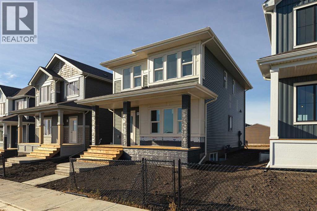 15 Creekstone Walk SW, Calgary, Alberta