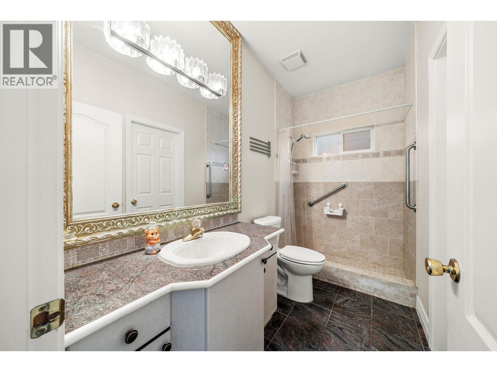 11851 RAILWAY Avenue, Richmond