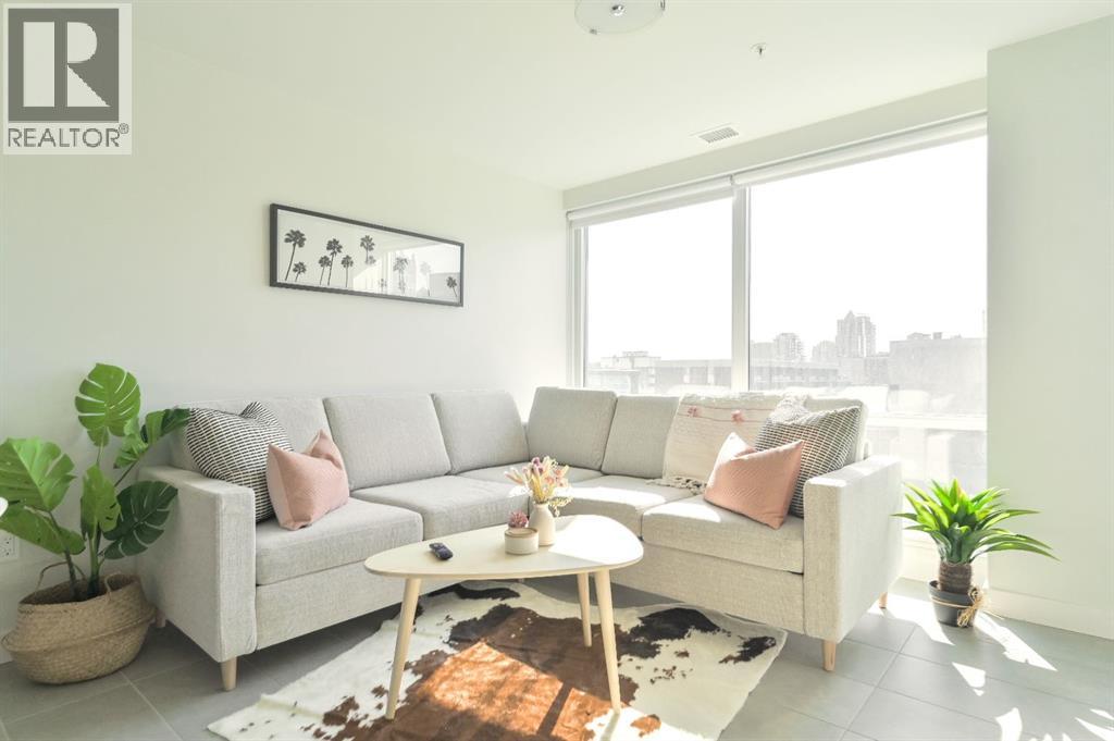 801, 303 13 Avenue SW, Calgary, Alberta