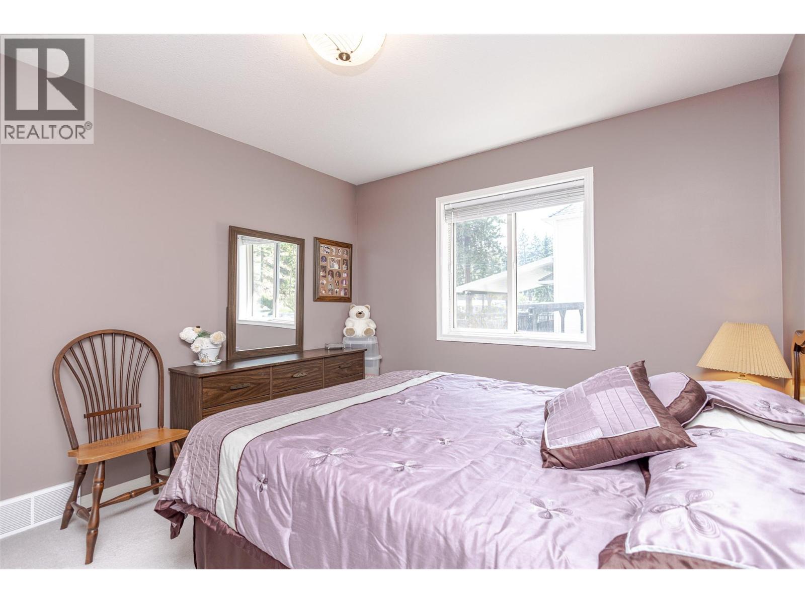  5291 Bradbury Street, Peachland
