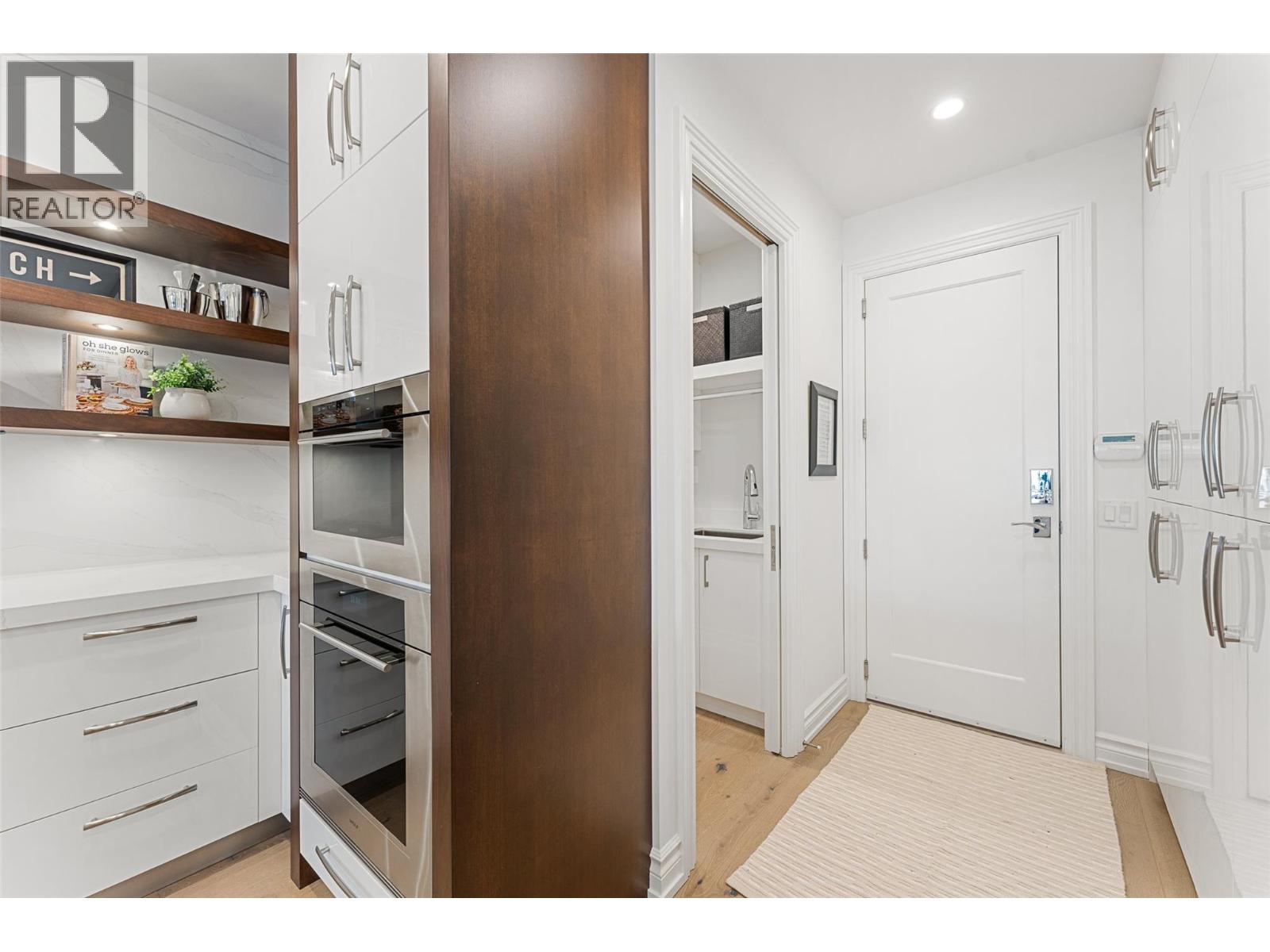 9 2368 Abbott Street, Kelowna