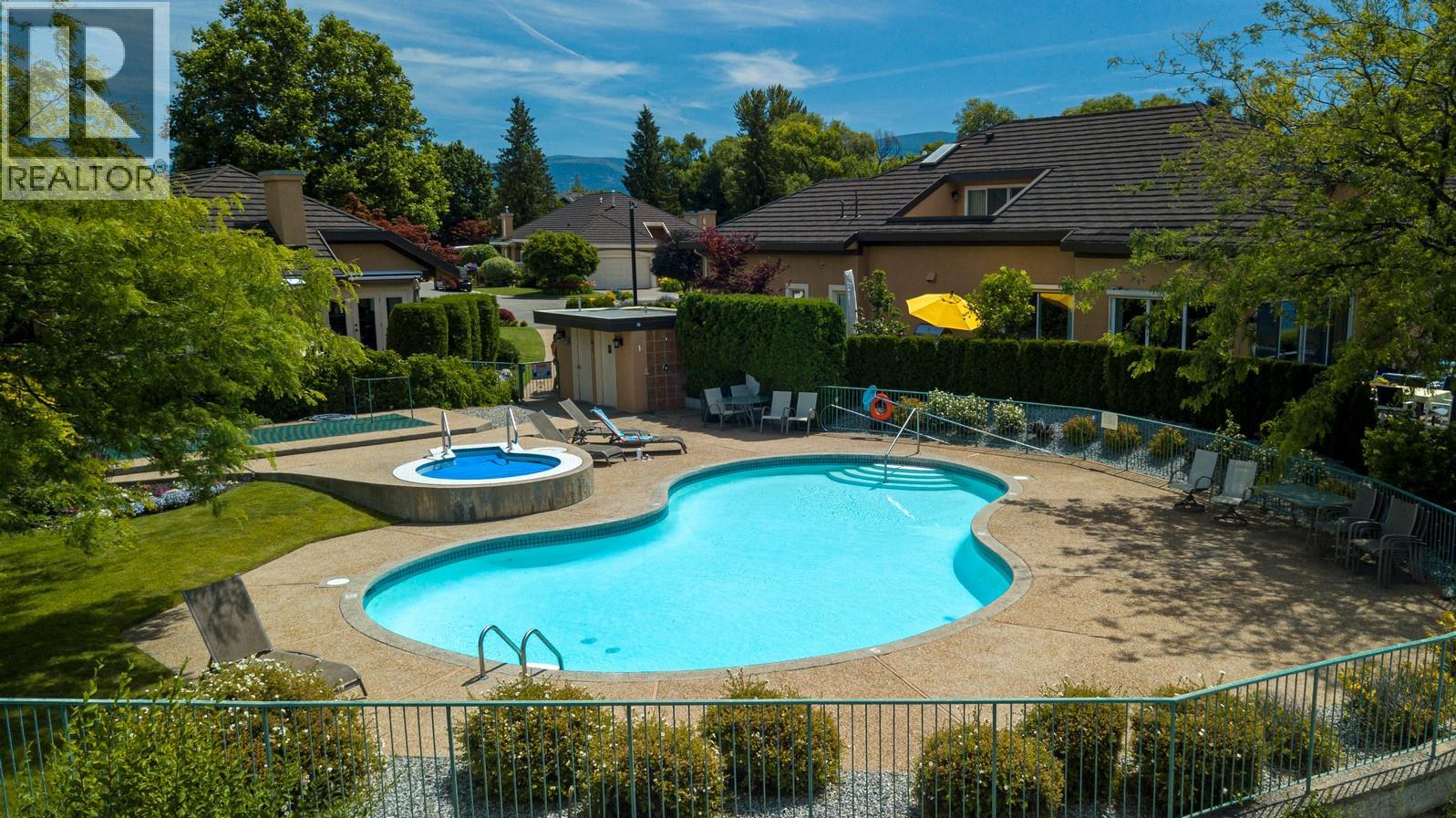 9 2368 Abbott Street, Kelowna