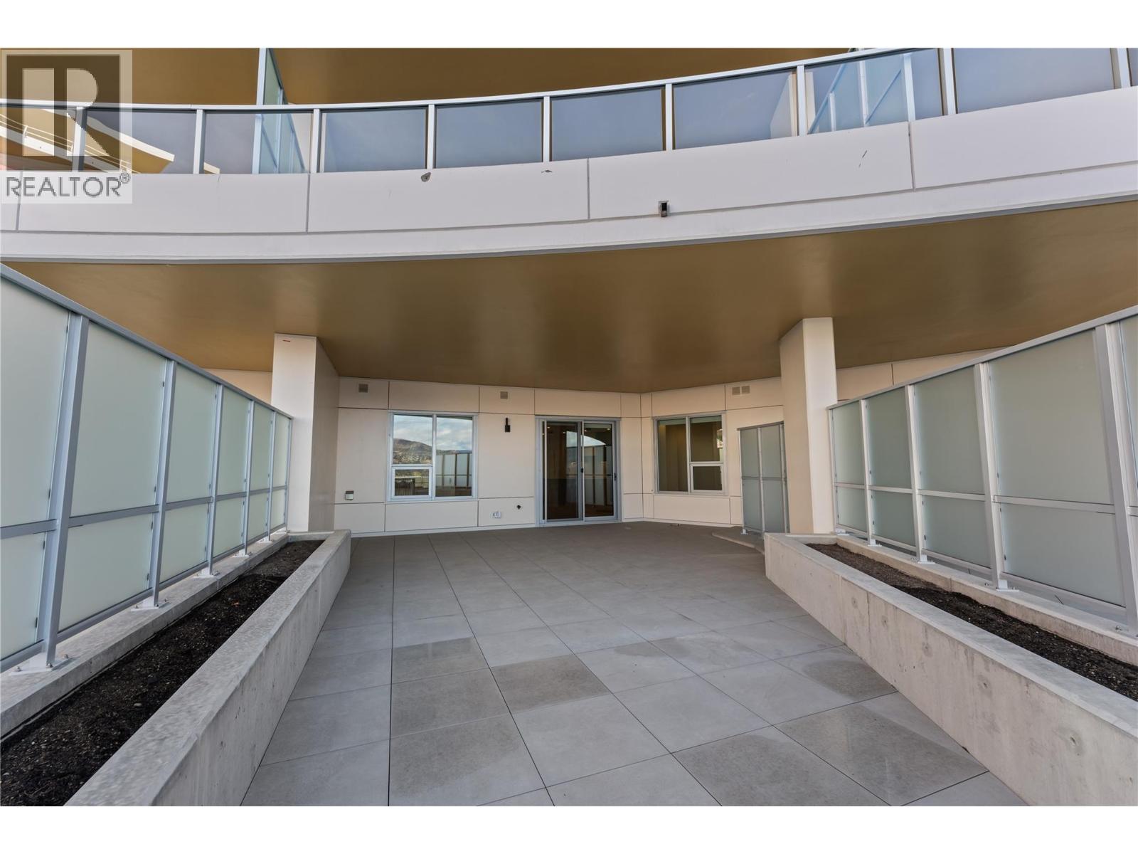 414 3340 Lakeshore Drive, Kelowna