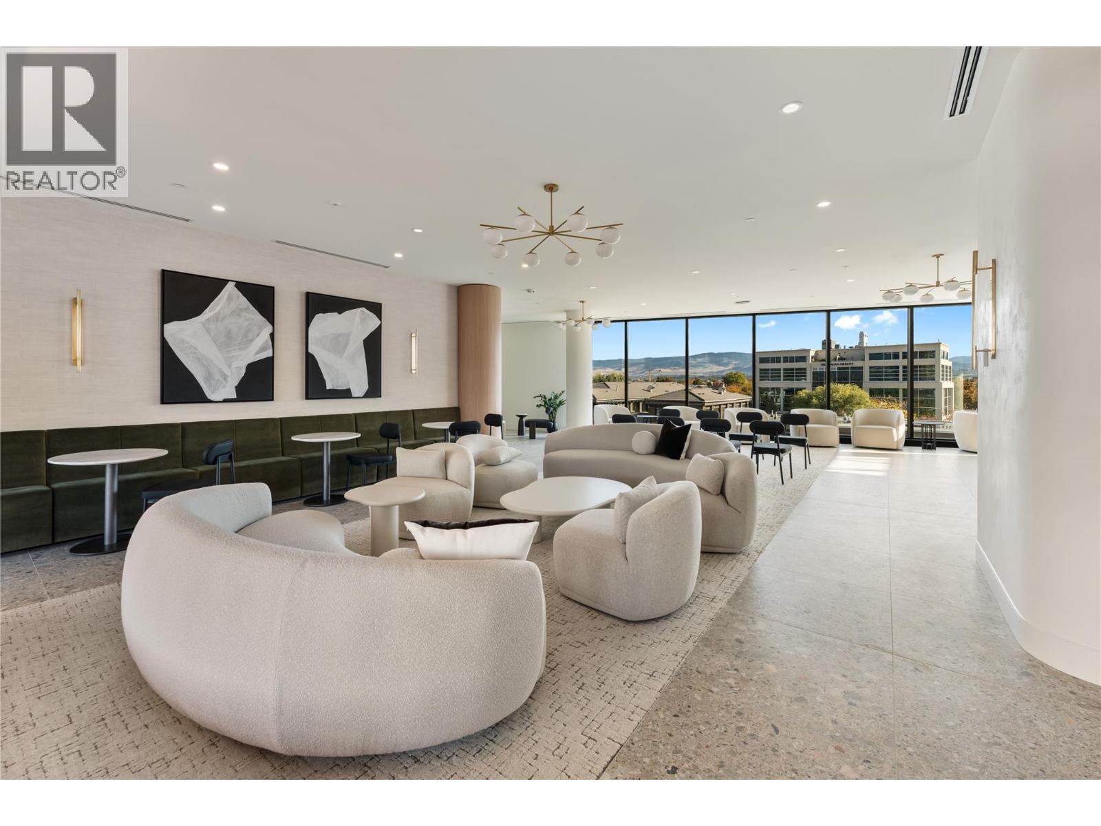 414 3340 Lakeshore Drive, Kelowna