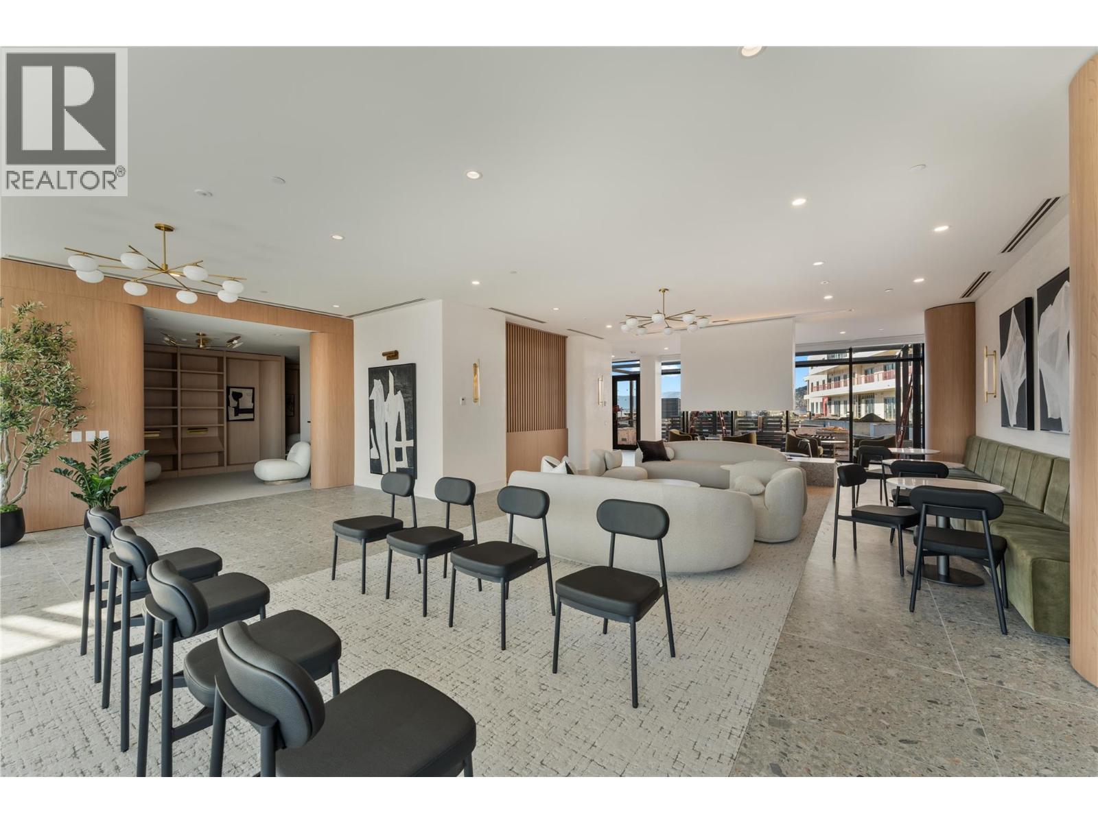 414 3340 Lakeshore Drive, Kelowna