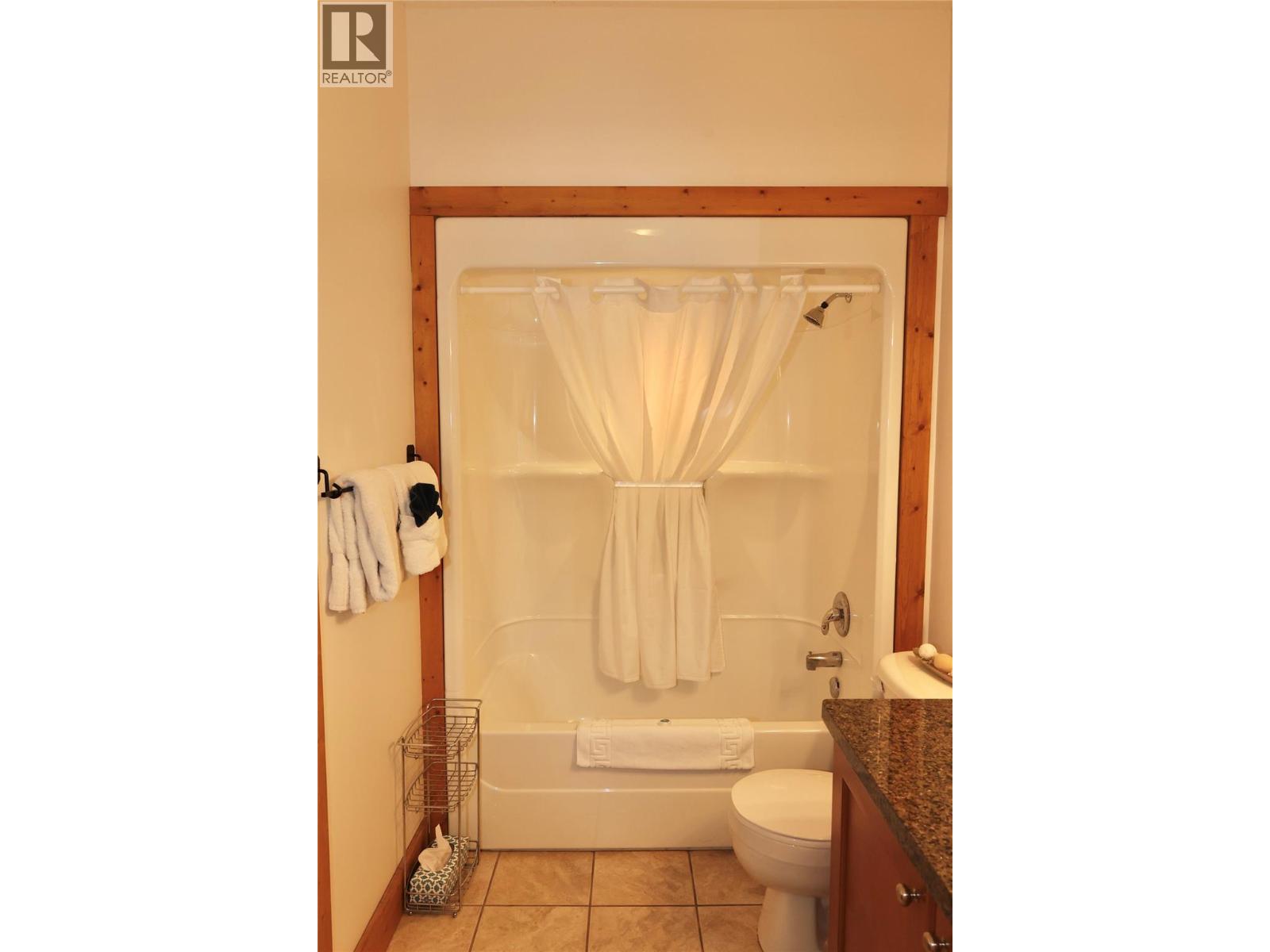 5401 Lakeshore Drive Unit# 205, Osoyoos