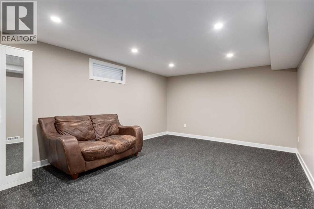 Single Family House Bungalow for Sale in  Cantrell Drive SW Canyon Meadows Calgary 