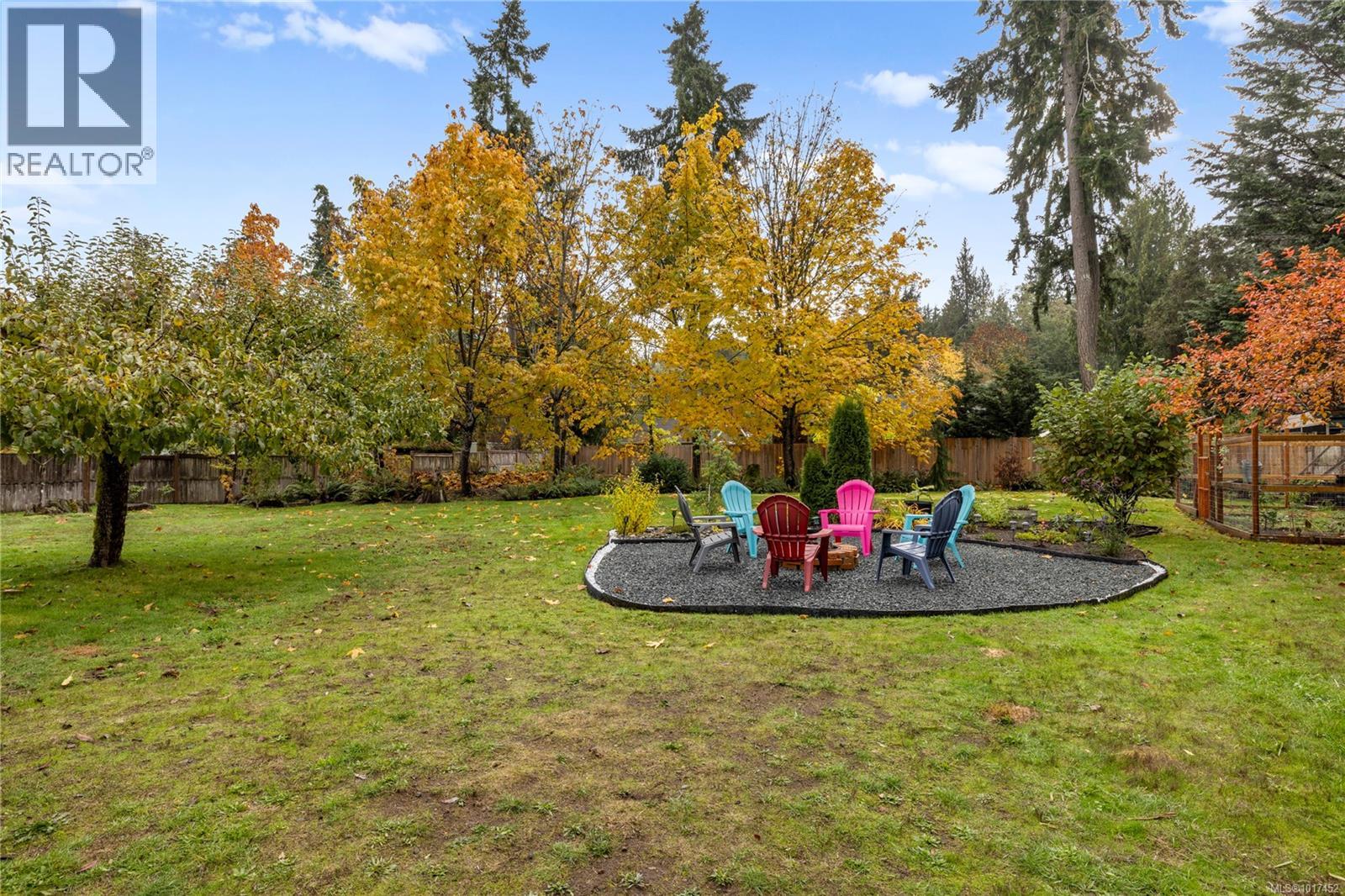 2920 Marshall Rd, Qualicum Beach