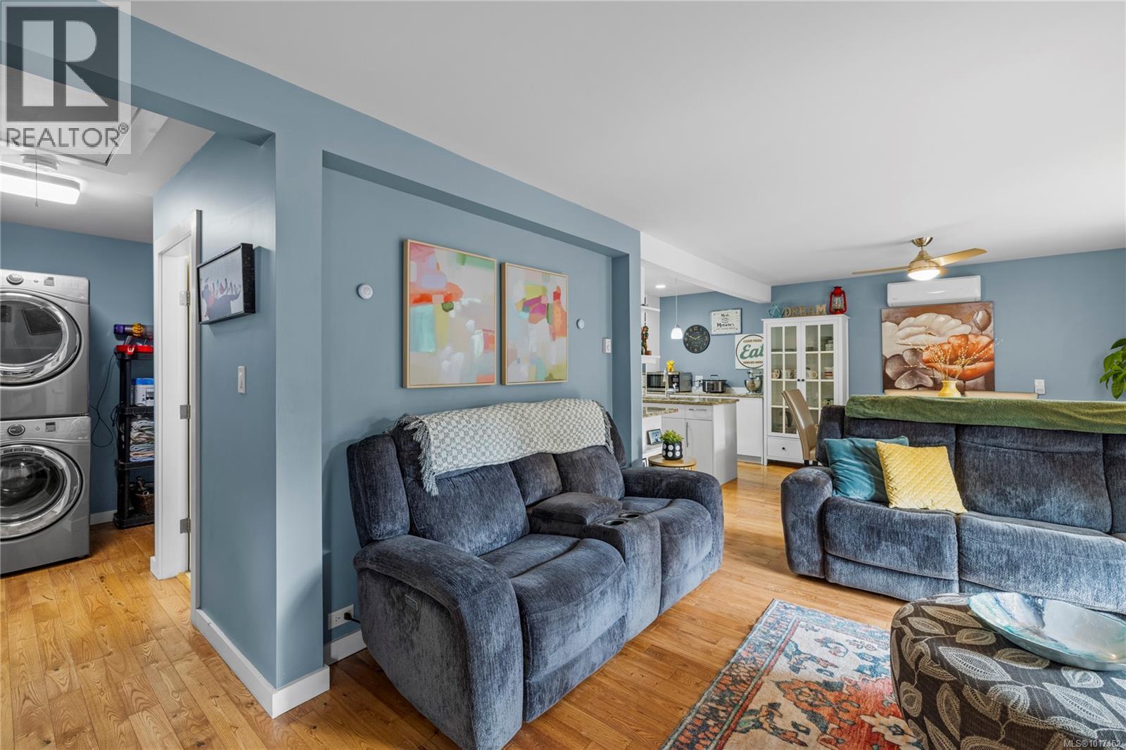 2920 Marshall Rd, Qualicum Beach