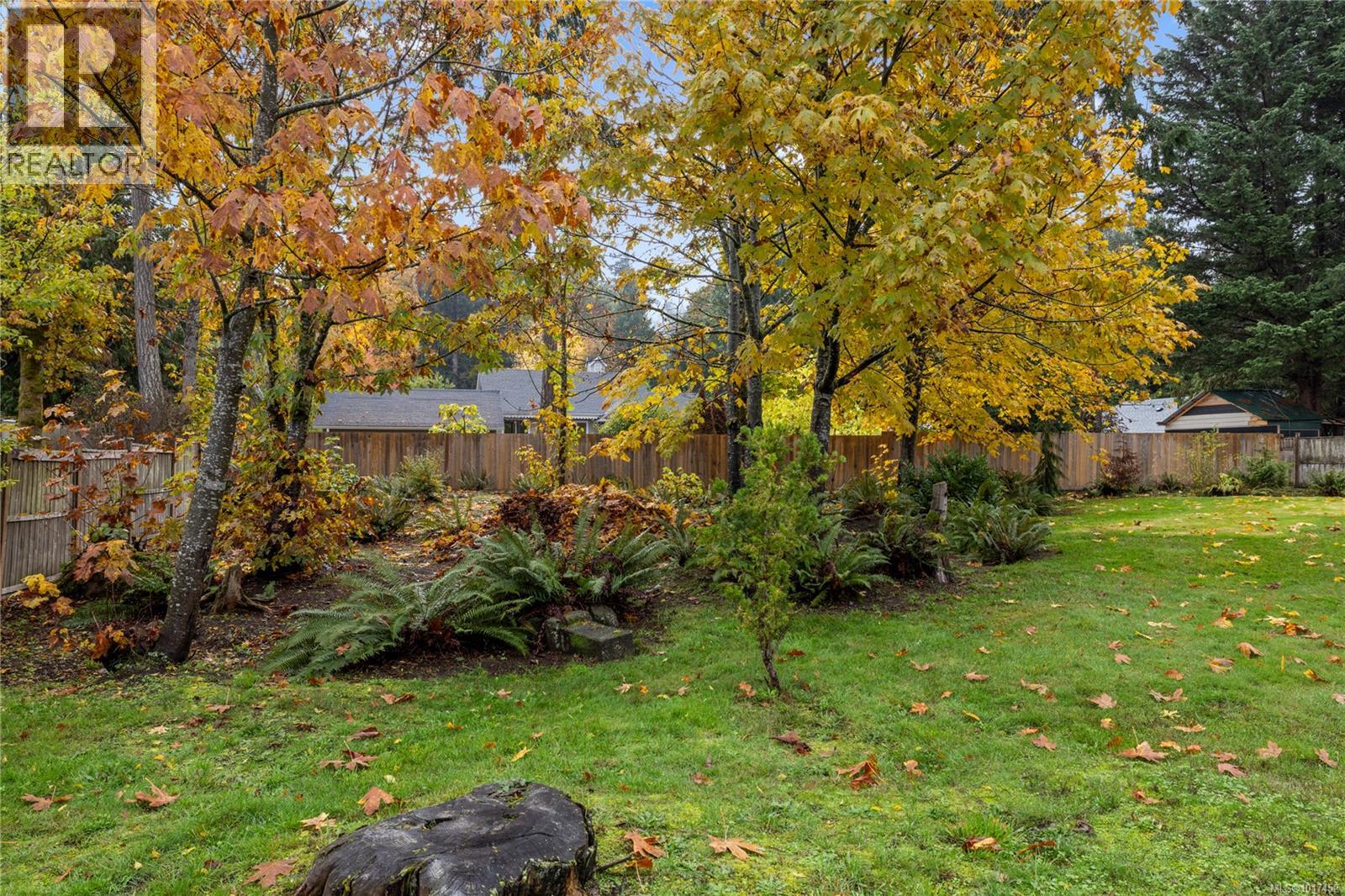 2920 Marshall Rd, Qualicum Beach