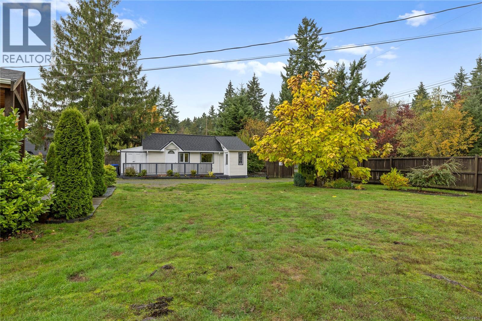 2920 Marshall Rd, Qualicum Beach