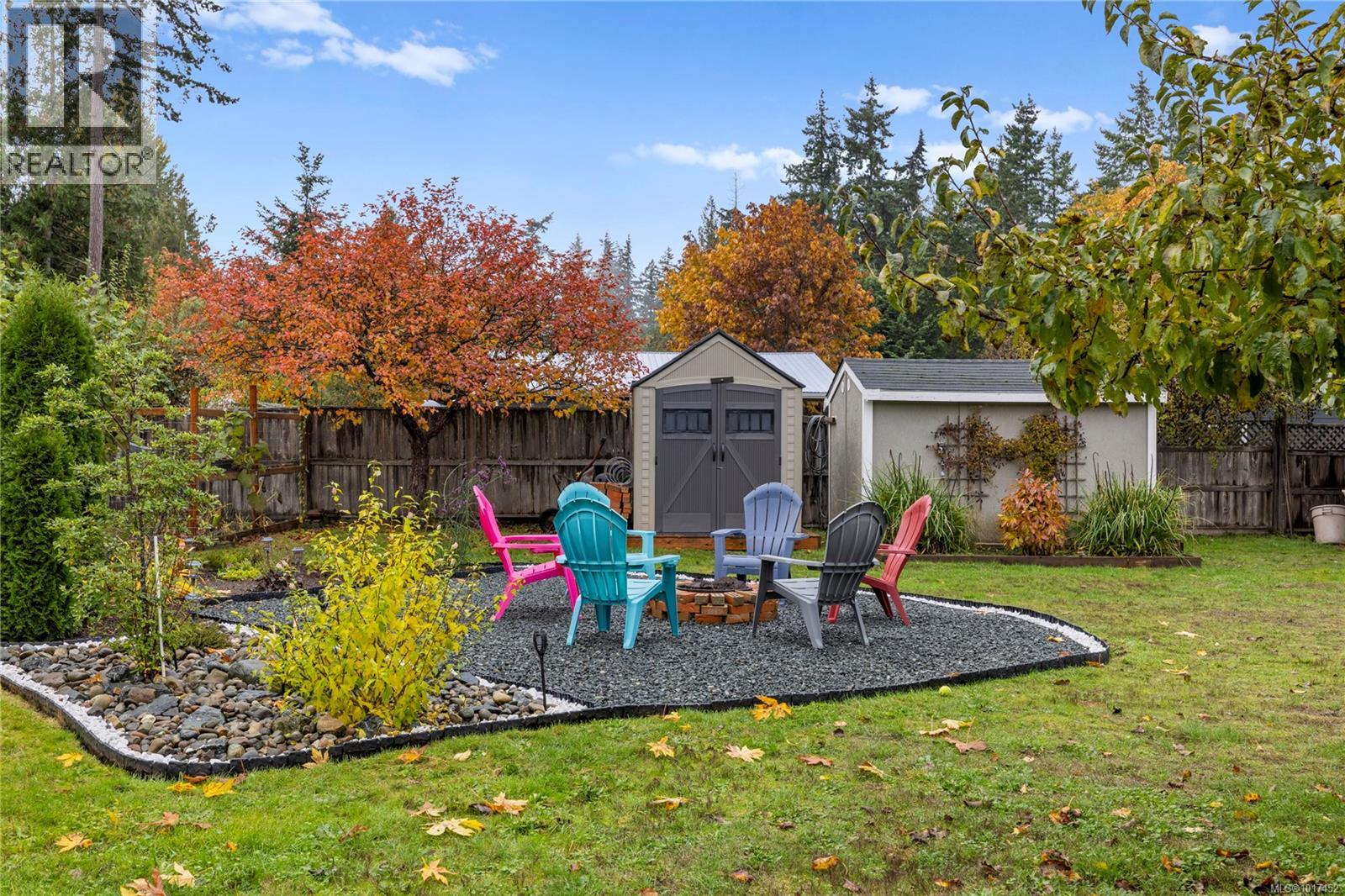 2920 Marshall Rd, Qualicum Beach
