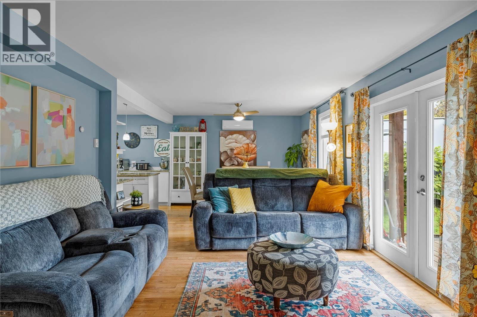 2920 Marshall Rd, Qualicum Beach