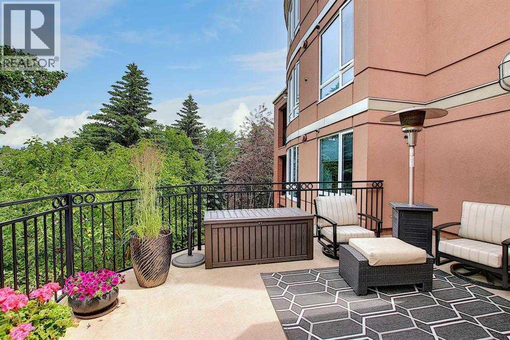 Single Family House for Sale in   Eau Claire Avenue SW Eau Claire Calgary 