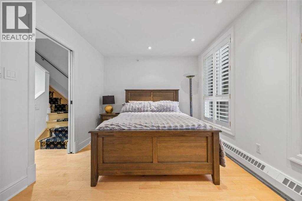 Single Family House for Sale in   Eau Claire Avenue SW Eau Claire Calgary 