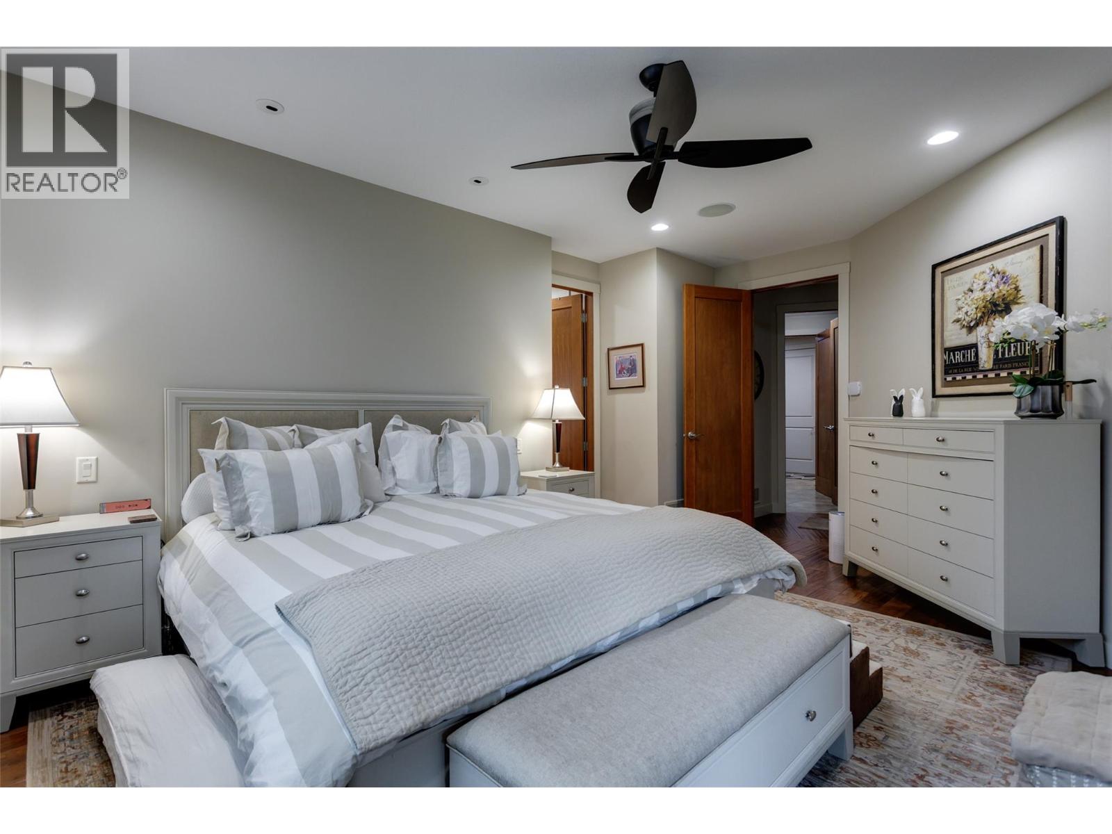 1102 Glenview Court, Kelowna