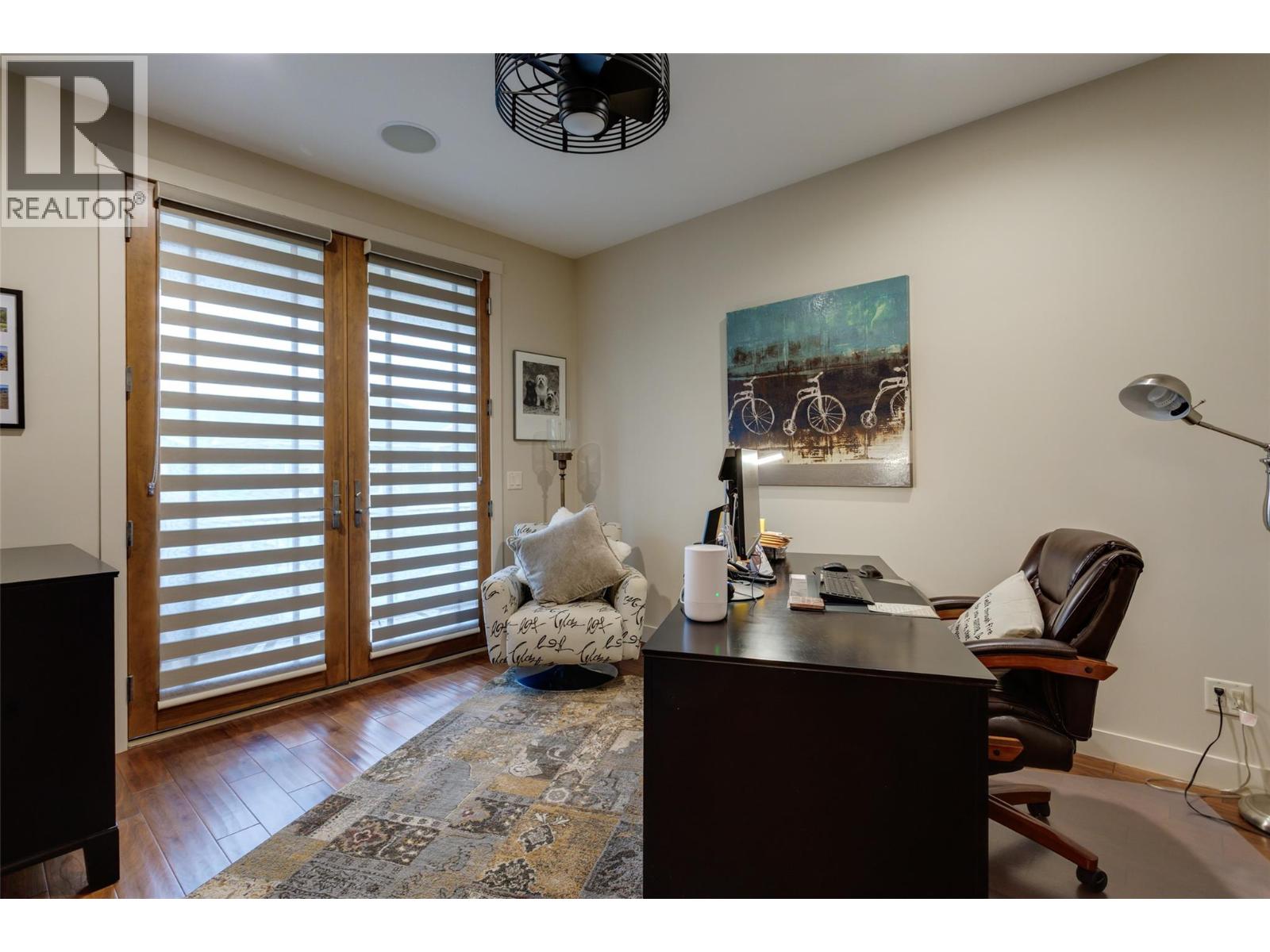 1102 Glenview Court, Kelowna