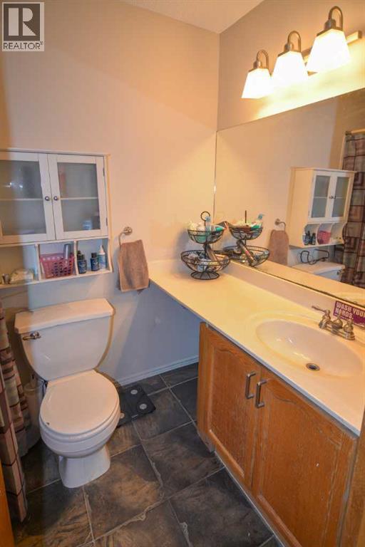 Single Family House Bungalow for Sale in  Valley Meadow Close NW Valley Ridge Calgary 