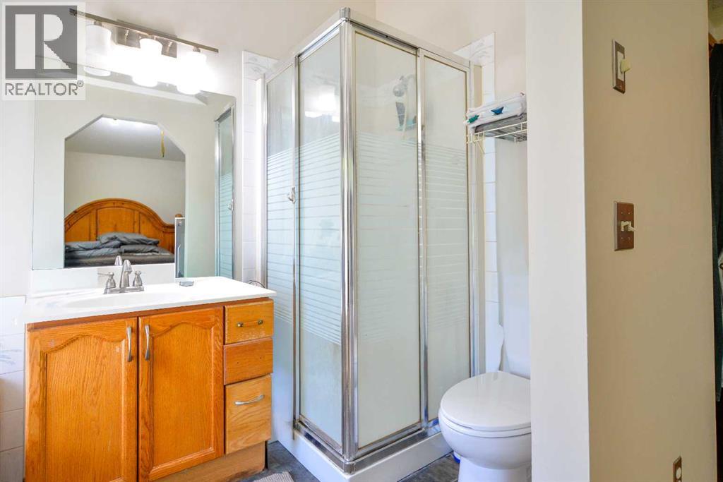 Single Family House Bungalow for Sale in  Valley Meadow Close NW Valley Ridge Calgary 