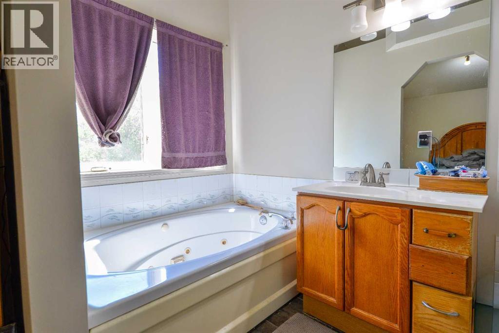 Single Family House Bungalow for Sale in  Valley Meadow Close NW Valley Ridge Calgary 