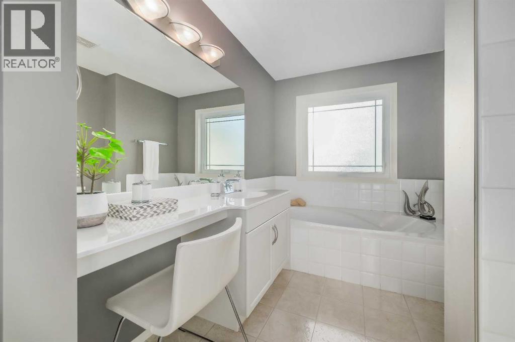 Single Family House for Sale in  Kincora Drive NW Kincora Calgary 