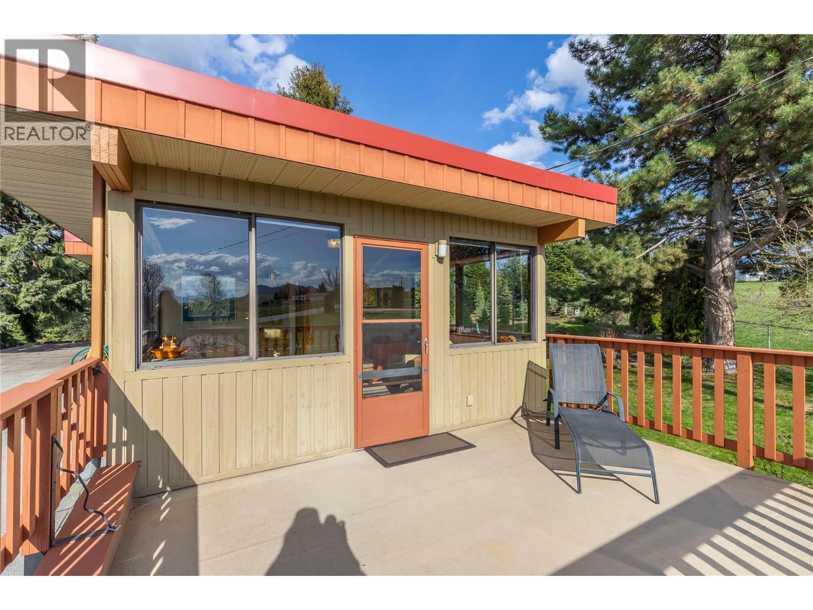 239 Stepping Stones Crescent, Spallumcheen