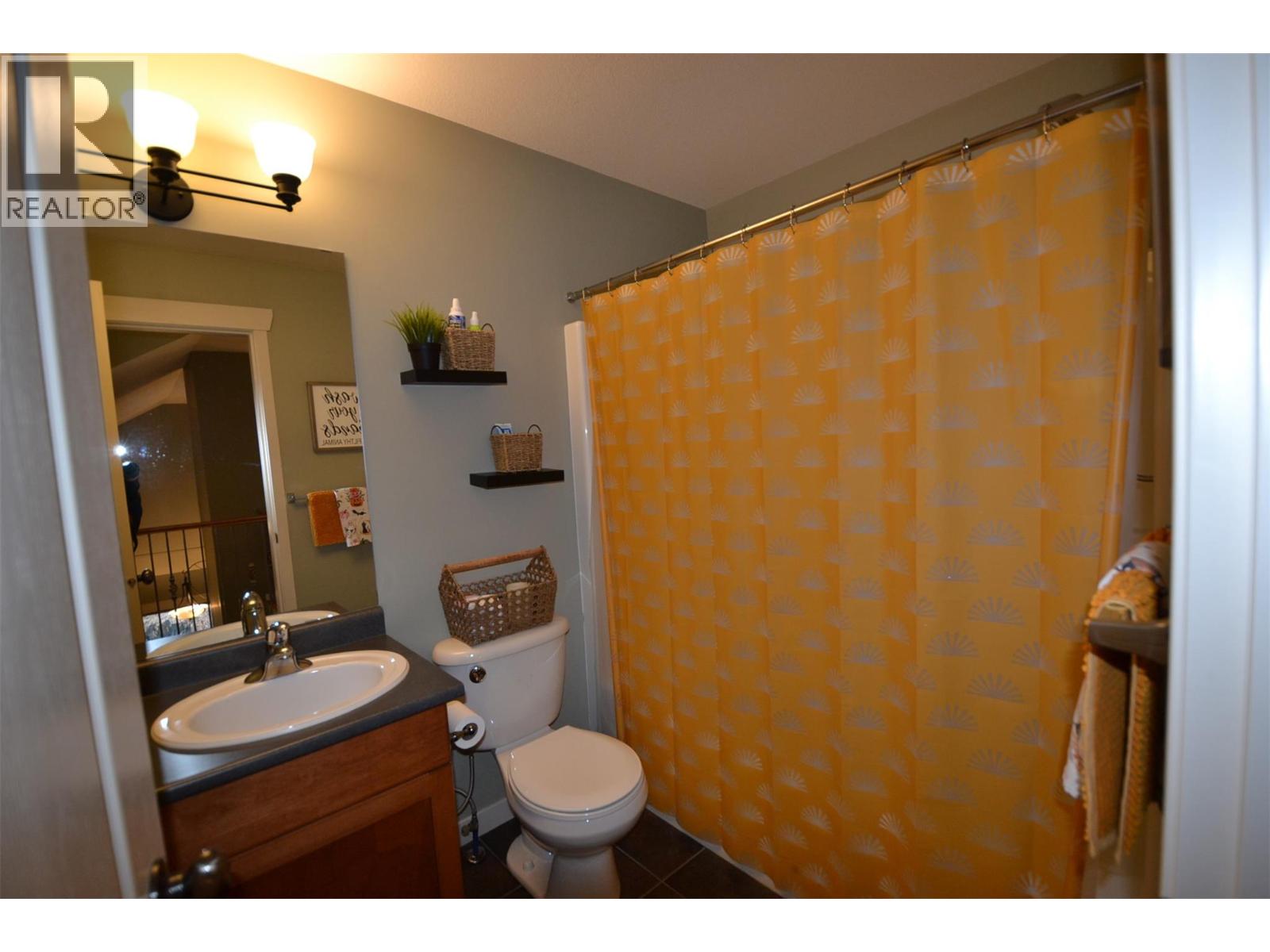 10 1450 Rose Meadow Drive, West Kelowna