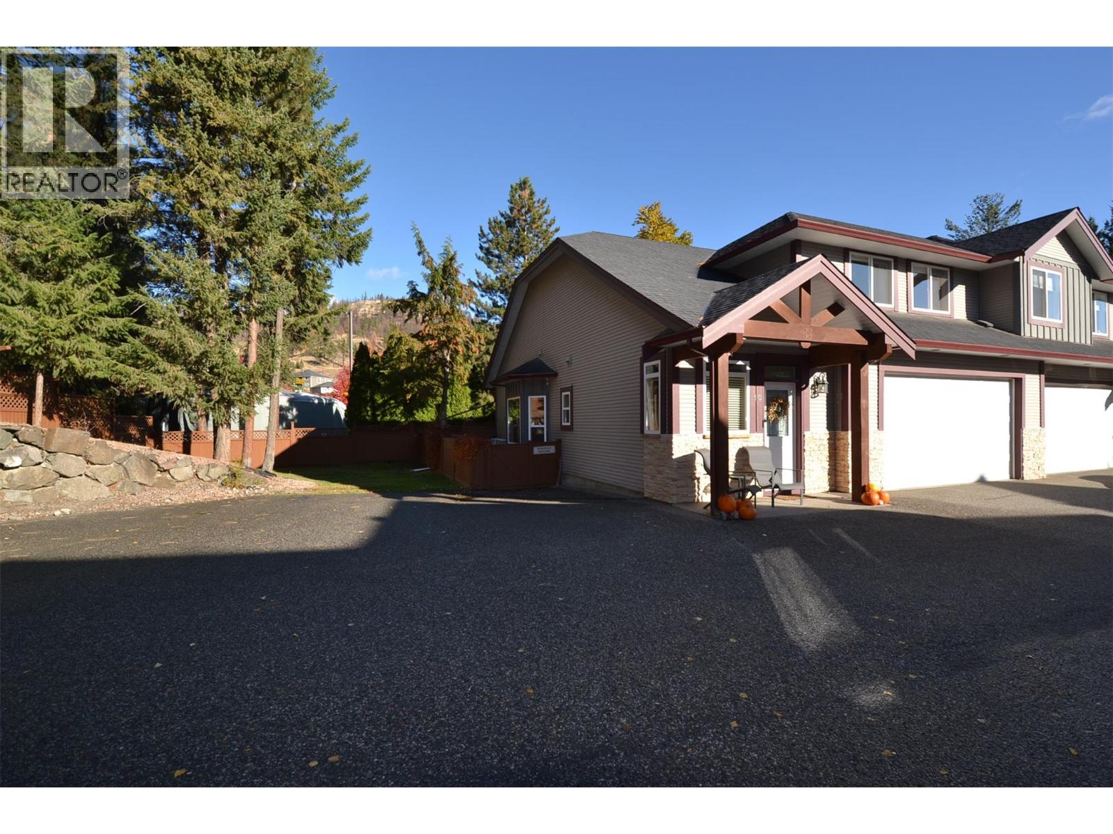 10 1450 Rose Meadow Drive, West Kelowna