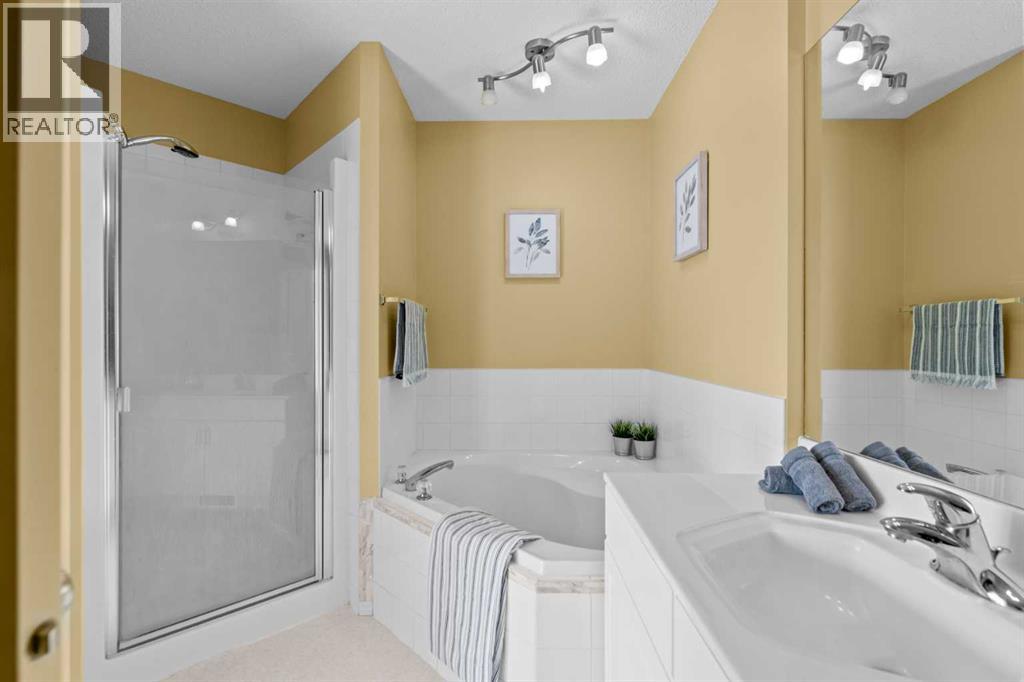 Single Family House for Sale in  Hampstead Green NW Hamptons Calgary 