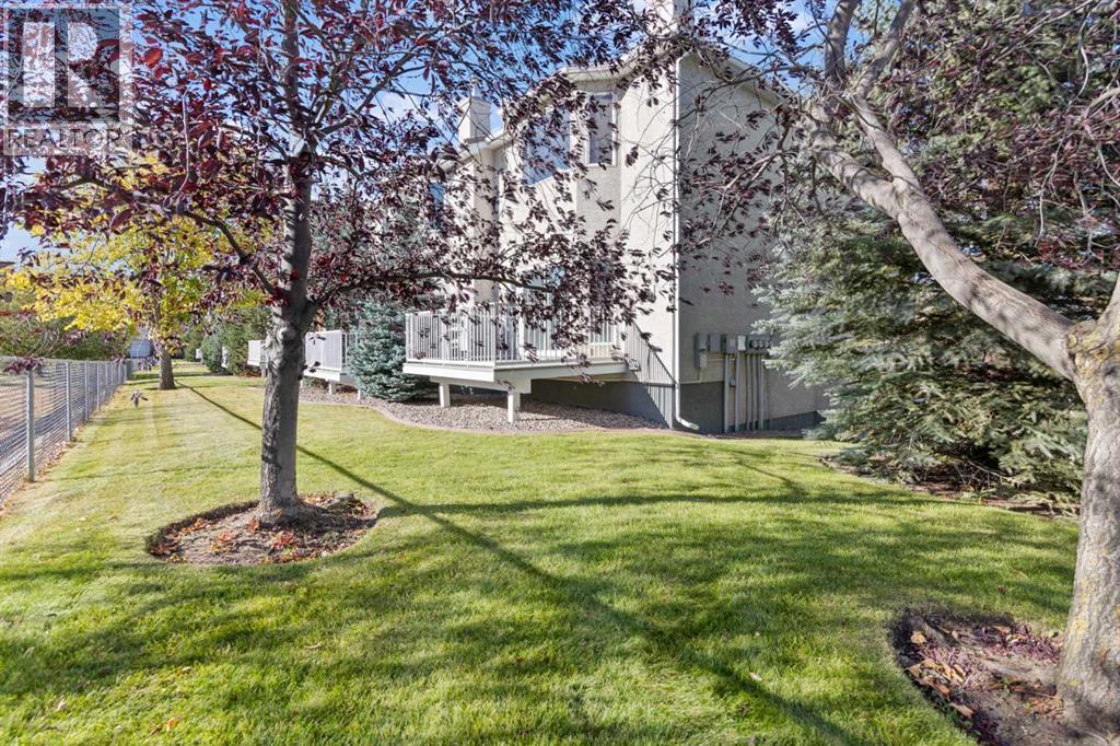 Single Family House for Sale in  Hampstead Green NW Hamptons Calgary 