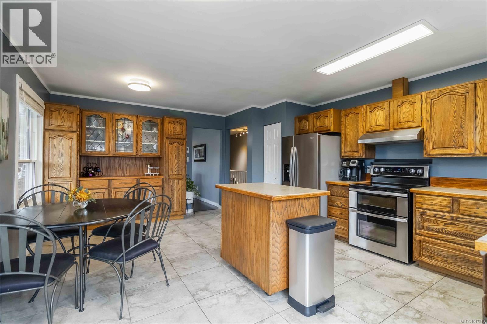 3372 Pattison Way, Colwood