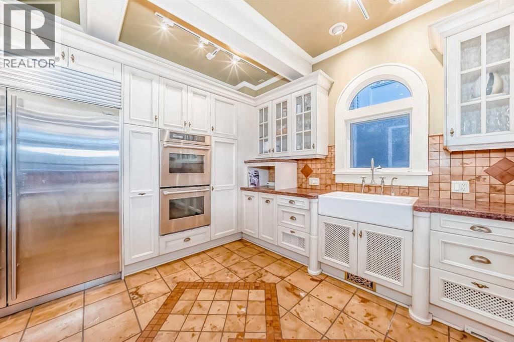 Single Family House for Sale in  SUPERIOR Avenue SW Scarboro Calgary 
