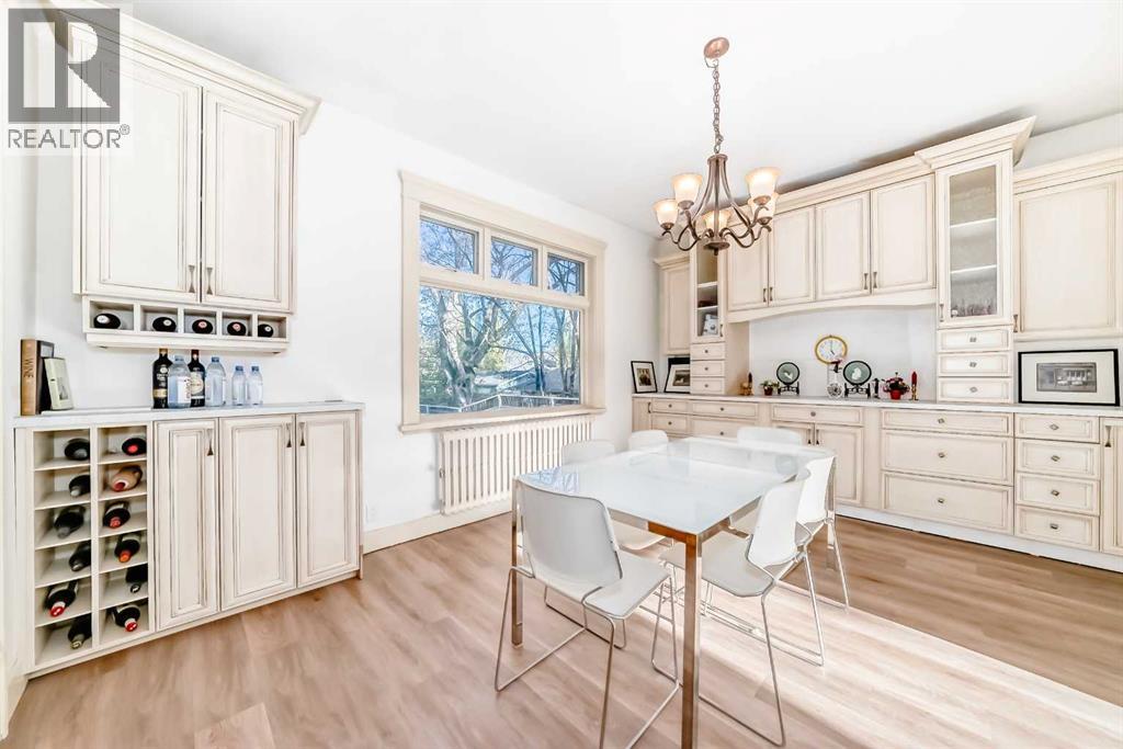Single Family House for Sale in  SUPERIOR Avenue SW Scarboro Calgary 