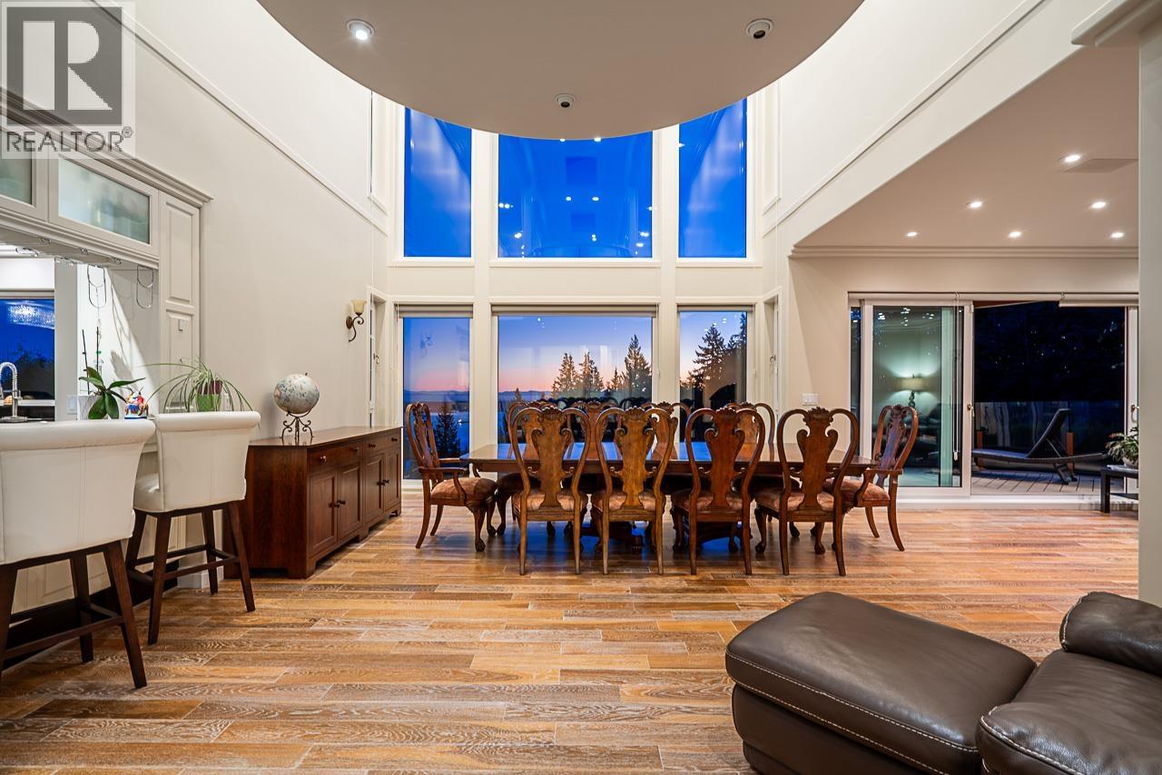 1562 PINECREST DRIVE, West Vancouver