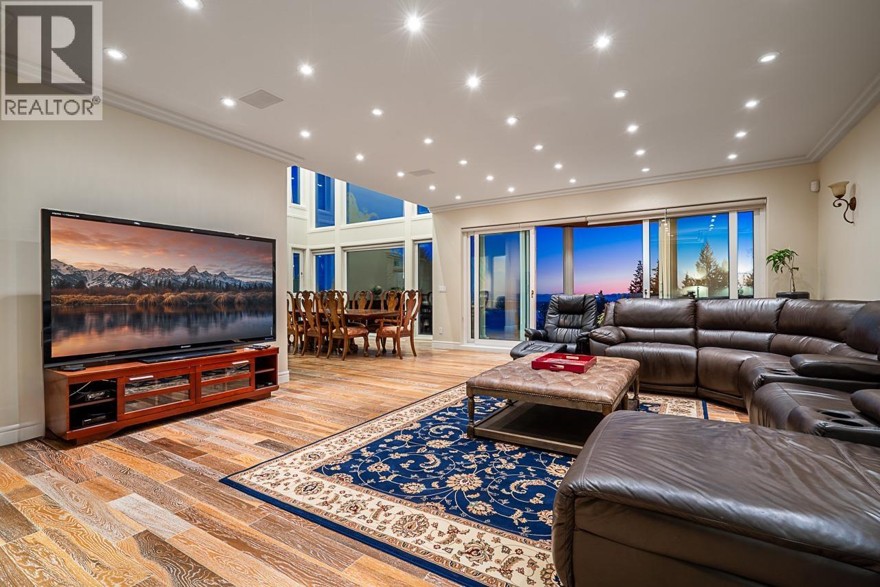 1562 PINECREST DRIVE, West Vancouver